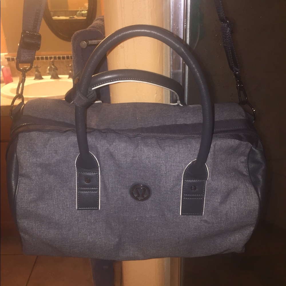 Lulu lemon gym bag